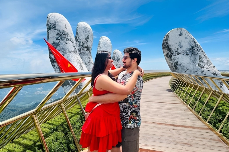 A Tale of Two Hearts: 8 Days from Vietnam North to Southern