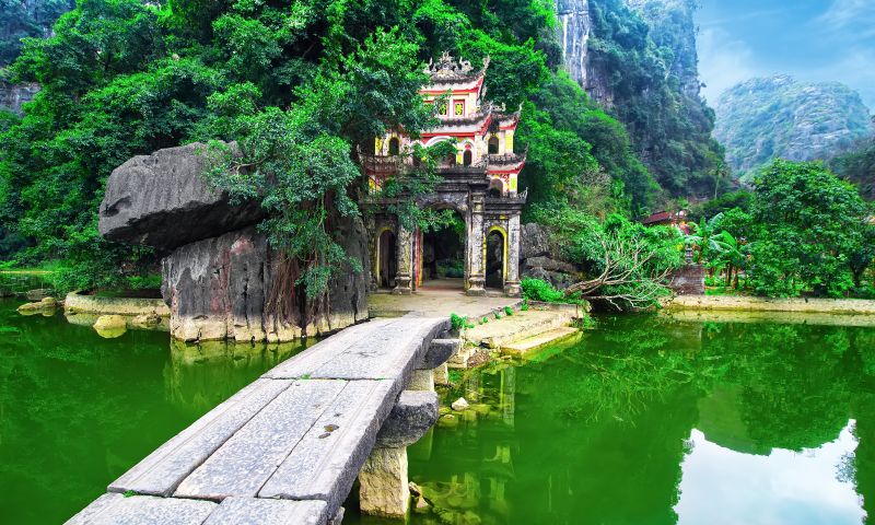 6 essential things Indian tourists must know before visiting Bich Dong Pagoda checklist for first-time visitors