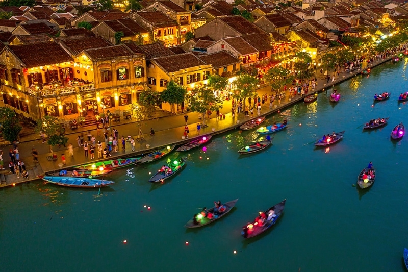 8D Vietnam Family Retreat from Da Nang to Phu Quoc