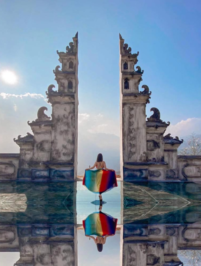 Bali Heaven Gate, Moana Sapa