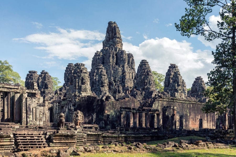 Bayon Temple symbolizes the union of heaven and earth