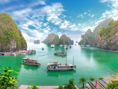 Holiday with Coastal Charm and Cultural Highlights from Saigon to Halong Bay