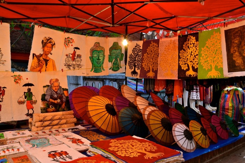 Buy Souvernia in Luang Prabang Night Market