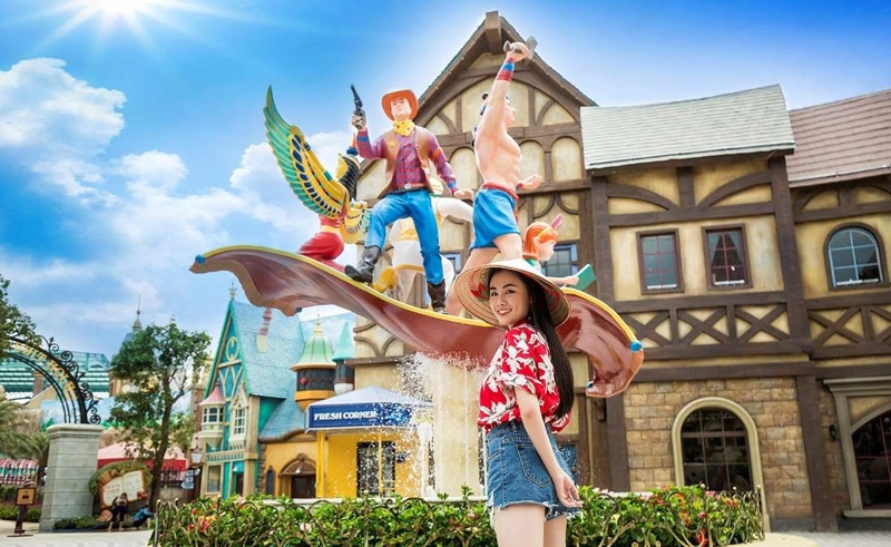 Check in at Fantasy World in VinWonders Phu Quoc