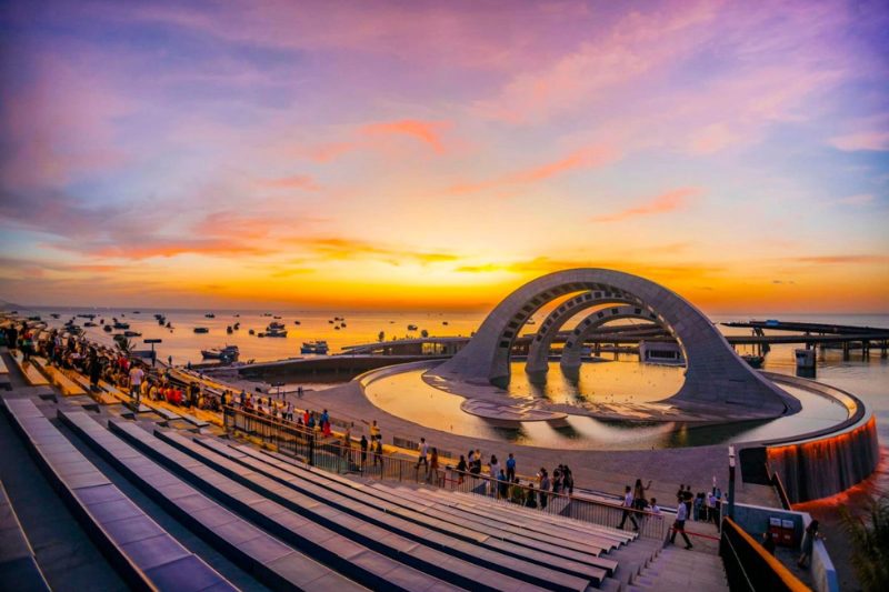 The South-to-North Explorer: 9 Days Across Vietnam’s Finest Icons