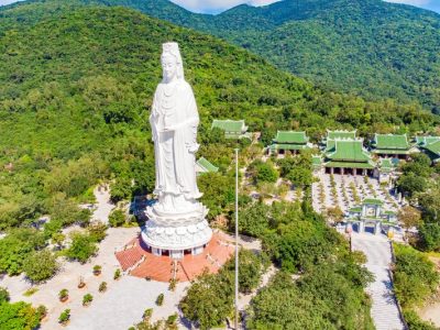 Exploring Vietnam Hand in Hand