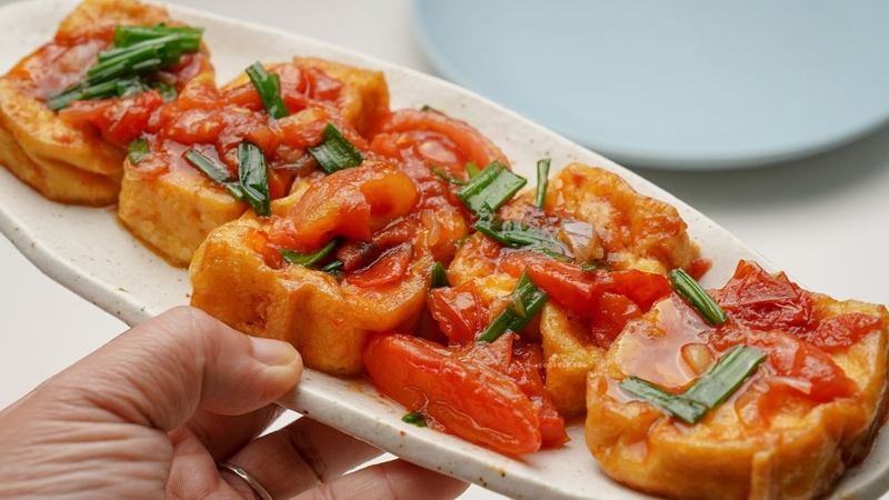 Đậu Phụ Sốt Cà Chua (Tofu in Tomato Sauce)