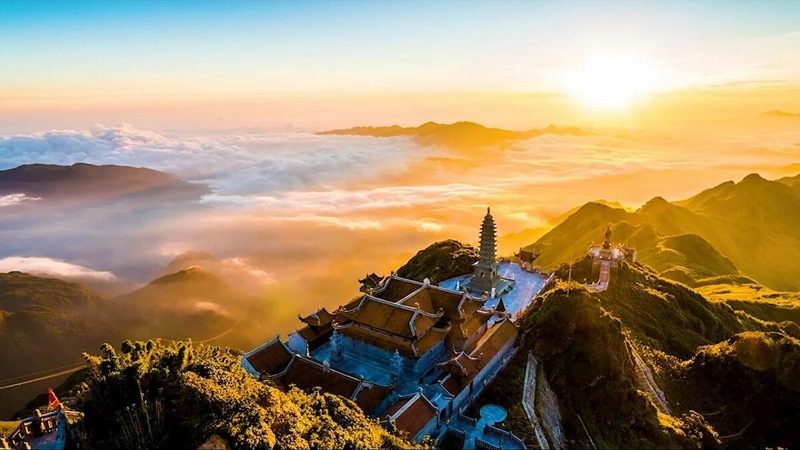 Fansipan Peak is popularly called the Roof of Indochina