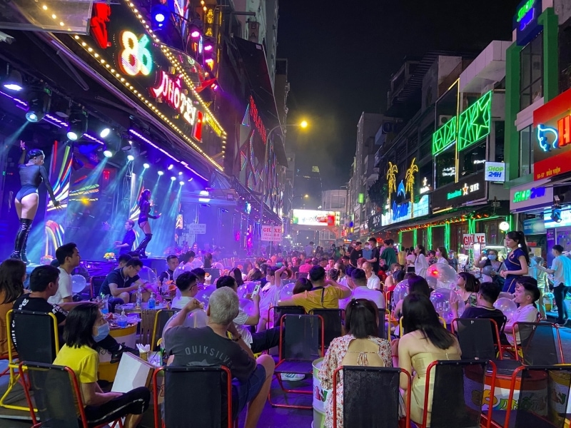 ho-chi-minh-city-nightlife