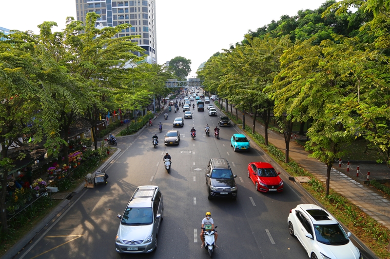 Ho Chi Minh City can have very strong sun exposure during its dry season
