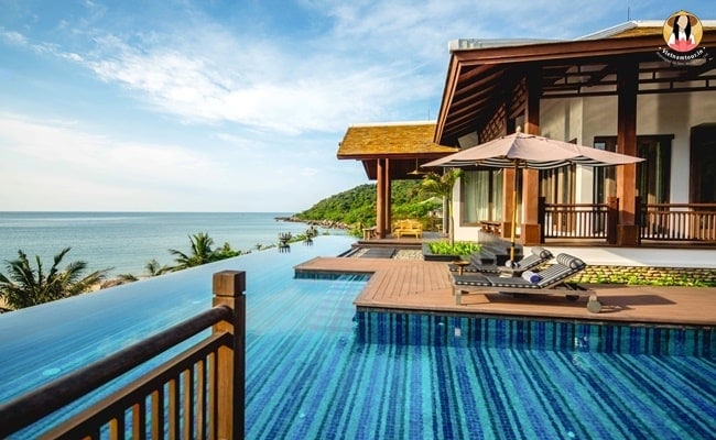 InterContinental Danang Sun Peninsula Resort pool