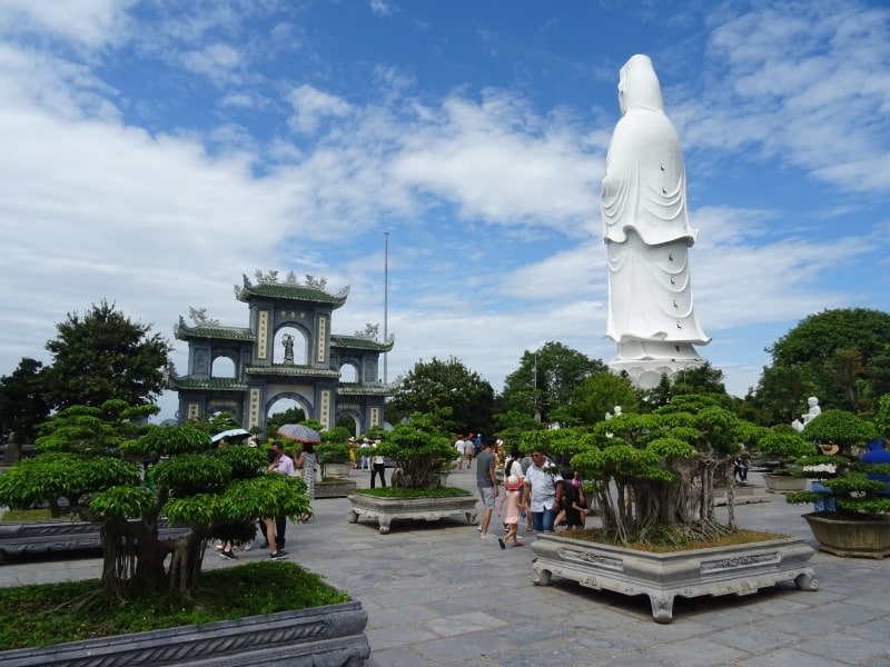 places-to-visit-in-danang-2