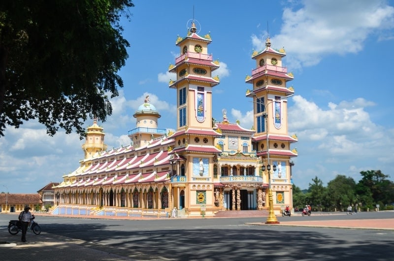 Tay Ninh holy see