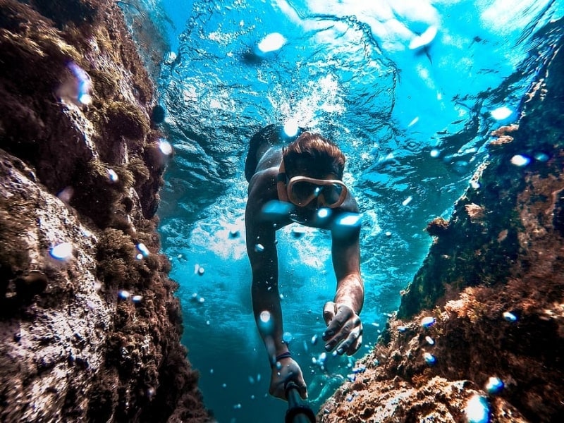 Snorkeling & scuba diving
