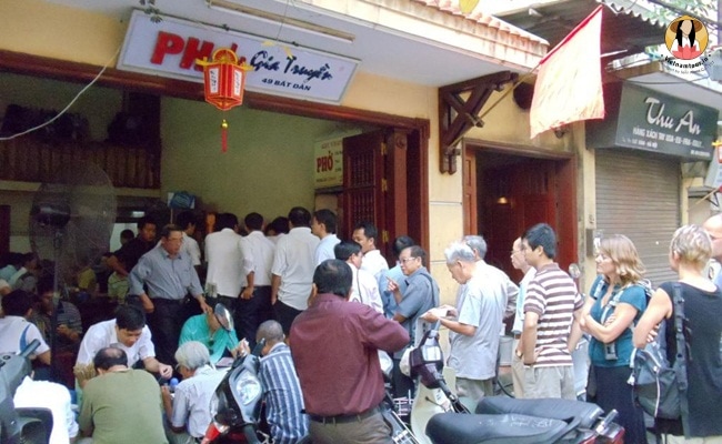 Pho Bat Dan restaurant in Hanoi