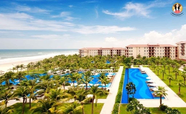 best-hotels-and-resorts-near-da-nang-beach-5
