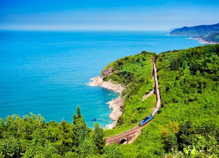 Best Way To Get From Hanoi To Ho Chi Minh City In 2026