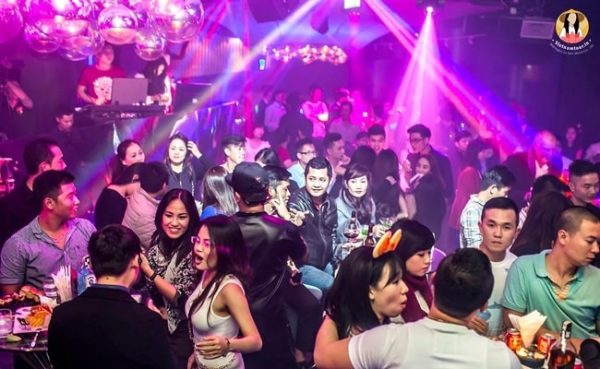 Da Nang Nightlife Top 7 Things To Do In Da Nang At Night da-nang-nightlife-top-7-things-to-do-in-da-nang-at-night