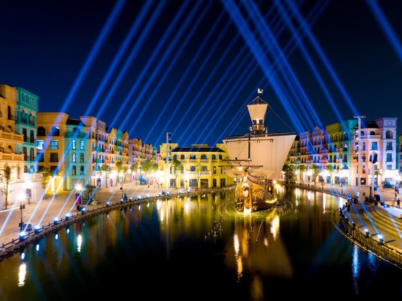 Mega Grand World Hanoi at night