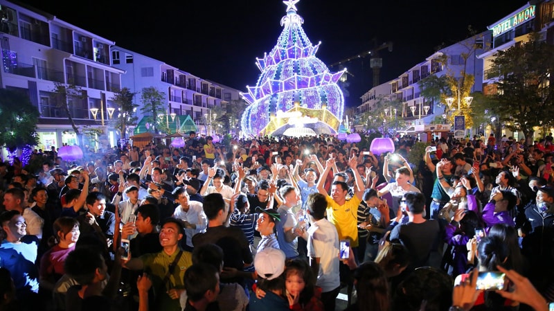 Music Event in Sonasea Walking Street, Phu Quoc