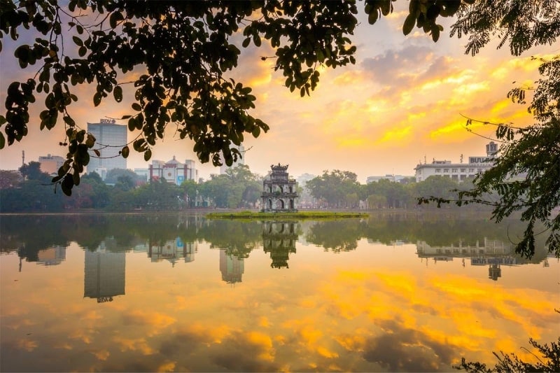 Hoan Kiem Lake