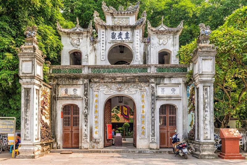 quan thanh temple