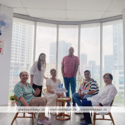 radhika-with-family