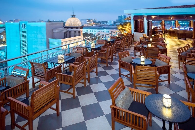 M Bar at Hotel Majestic Saigon - Rooftop bar in Ho Chi Minh