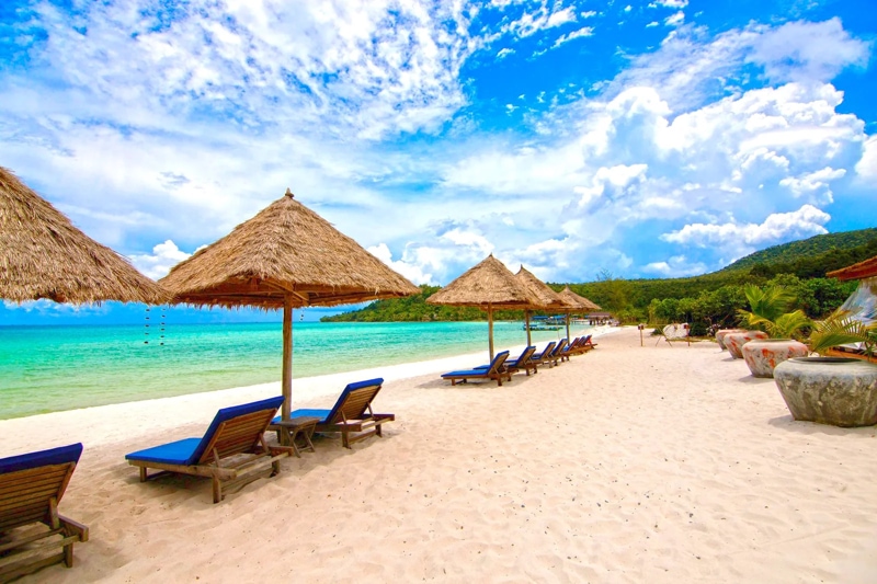 Sok San Beach is renowned for having a long, wide sandy beach