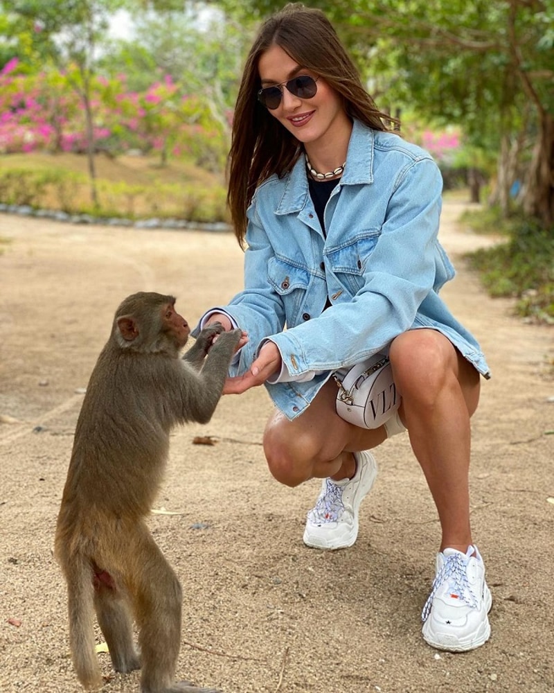 Take Photos with Monkey