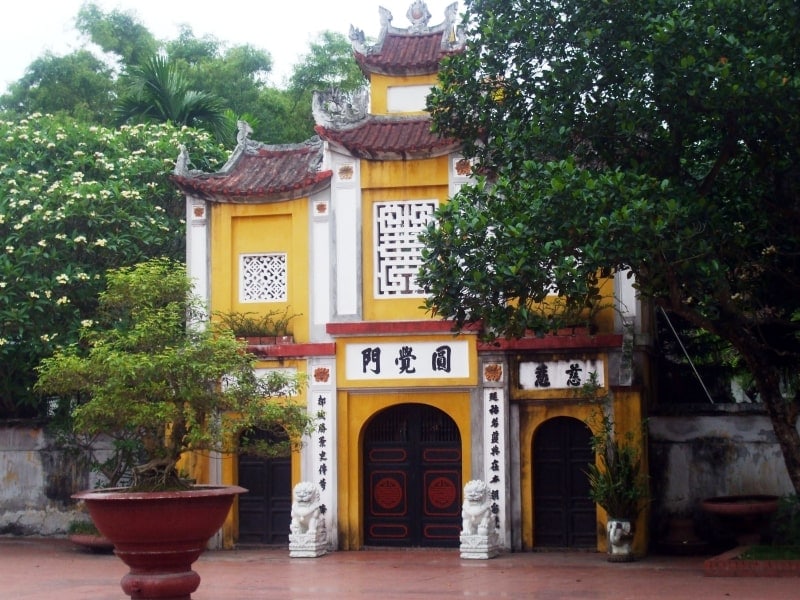 One Pillar Pagoda Hanoi: A Unique Architecture In Vietnam