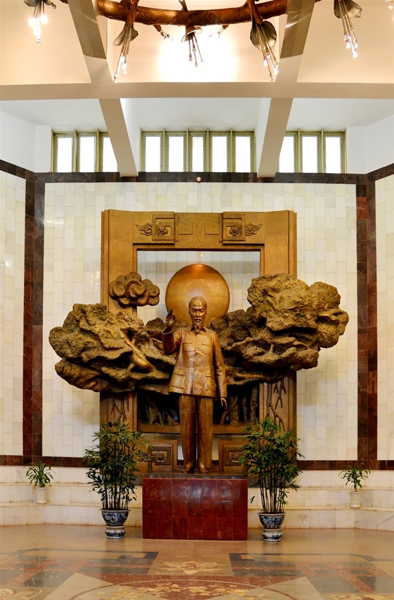 The Statue of President Ho Chi Minh in the Museum