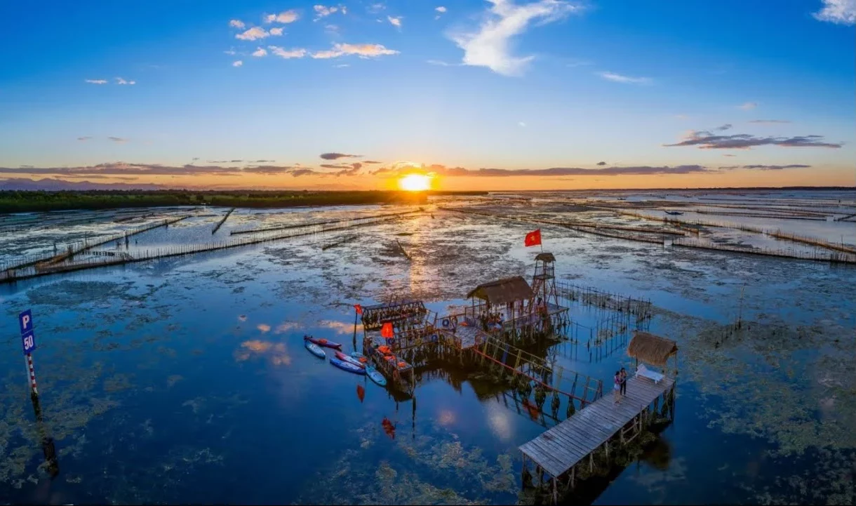 tam giang lagoon