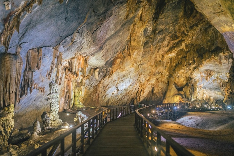 The Tham Chang Cave features a system of stalactites