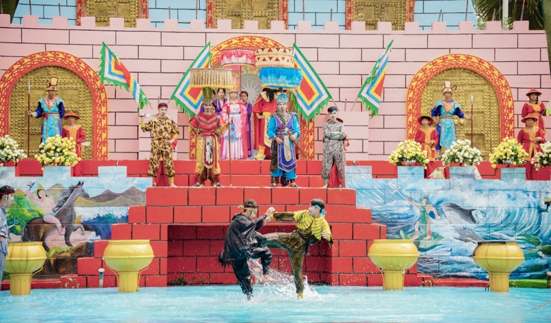 Suoi Tien is one of the 7 most unique theme parks worldwide