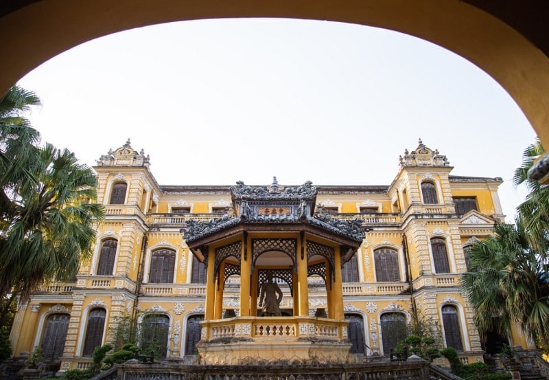The 13 BEST Things To Do In Hue: Explore The Imperial City!