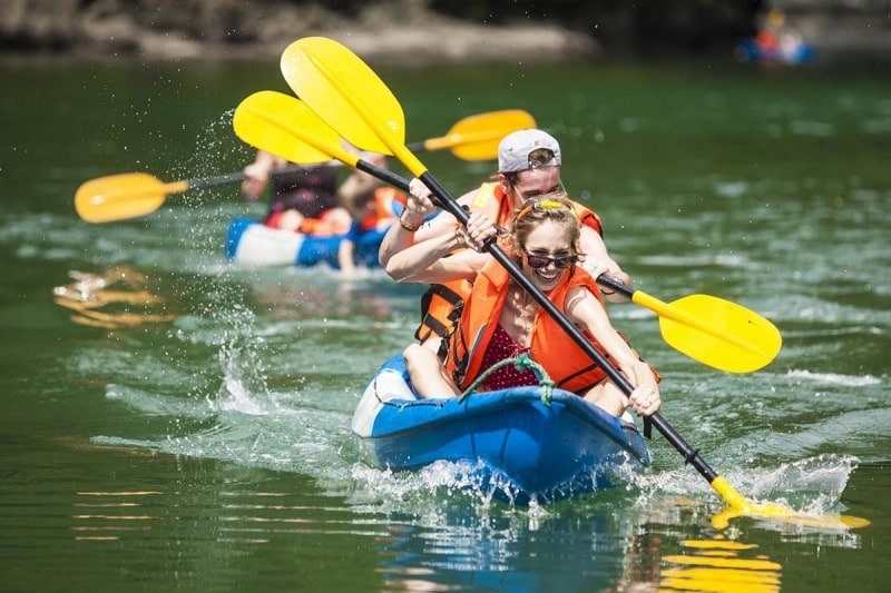 Kayaking & canoeing