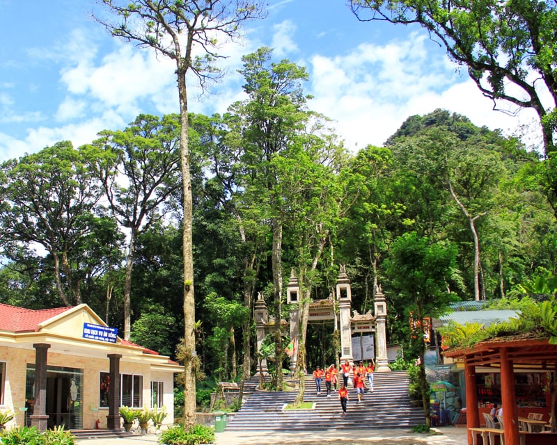 Thuong Temple in Ba Vi National Park