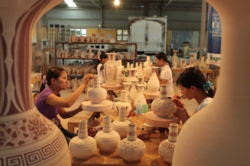 Bat Trang Pottery Village