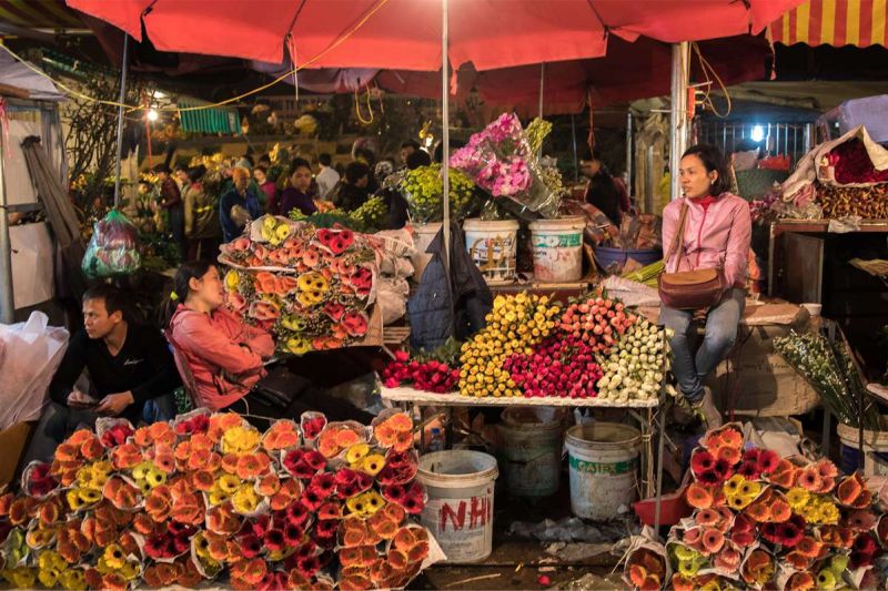 Beautiful flowers are sold here