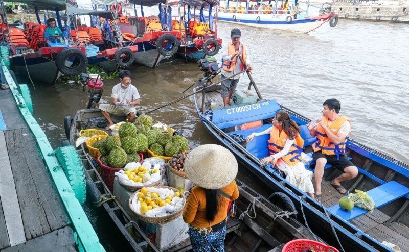 Top 7 Markets in Vietnam for Cultural and Culinary Experiences