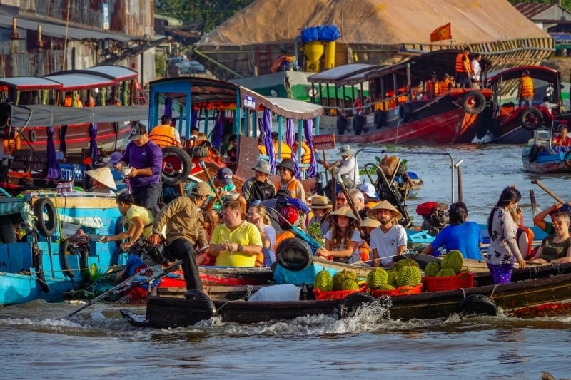 Floating Markets in Vietnam: A Guide for Indian Travelers in 2024