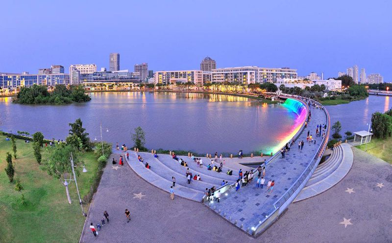 Go Through Starlight Bridge - A Symbol Of Saigon Nights