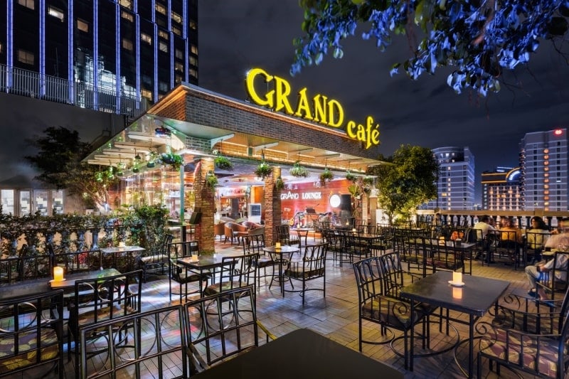 Grand Saigon Hotel cafe