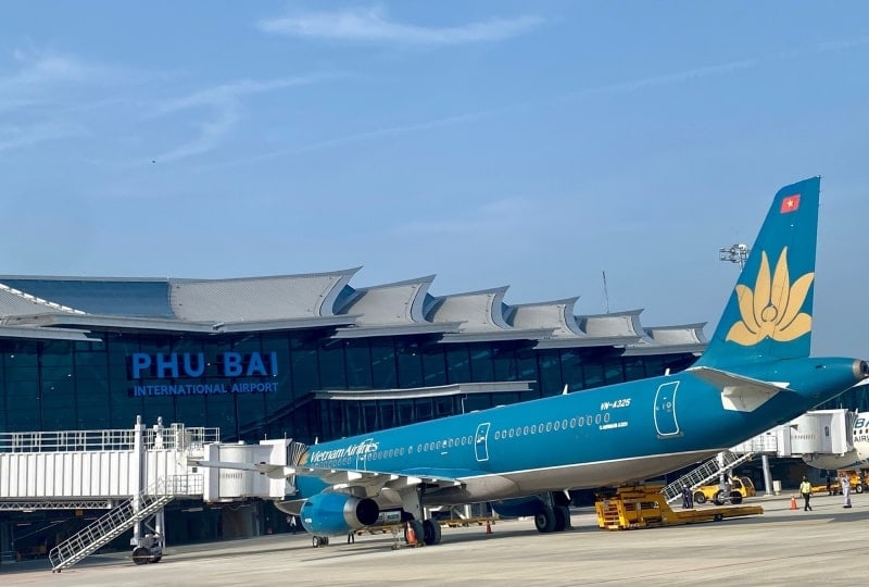 Hanoi to Hue by flight