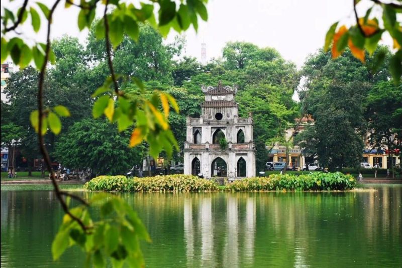 Hoan Kiem Lake