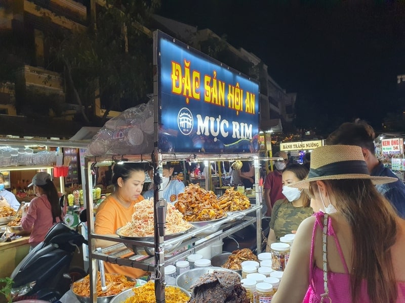 Top 7 Markets in Vietnam for Cultural and Culinary Experiences