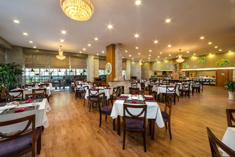 La Casa Hanoi Hotel restaurant and bar