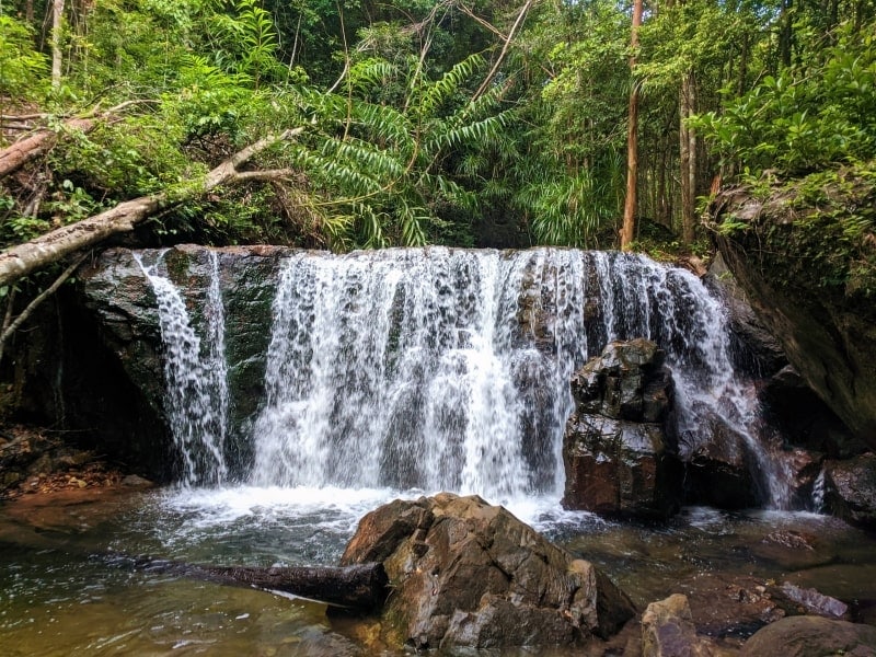 VNIN Suoi Tranh Waterfall 1 min