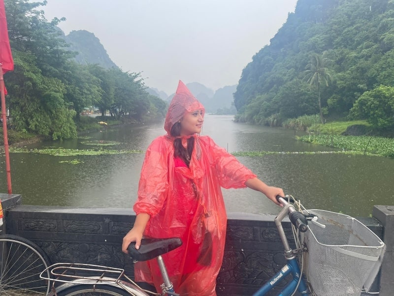 Ms Sadhavi in Ninh Binh - our customer